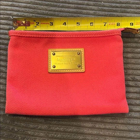 Louis Vuitton Antigua Pochette Plat PM Pouch - Picture 13 of 14